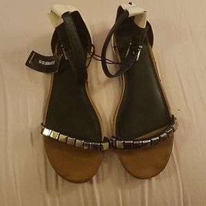 Express NWT Black and White Sandals with Ankle Buckle Size 8